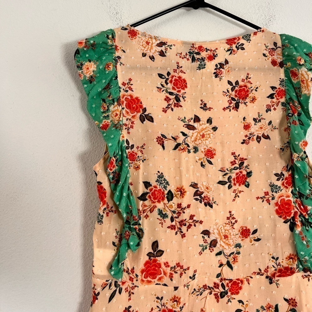 FARM Rio Cream Floral Ruffle Top with Teal Trim - Picture 11 of 16